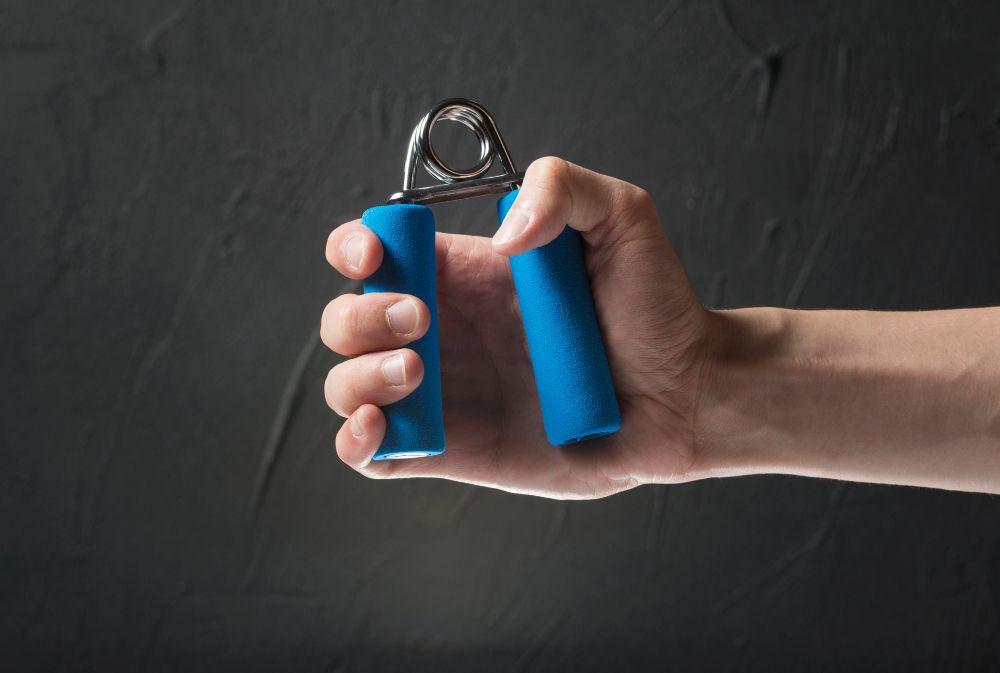 5 Cara Melatih Grip Strength dan Manfaatnya bagi Tubuh