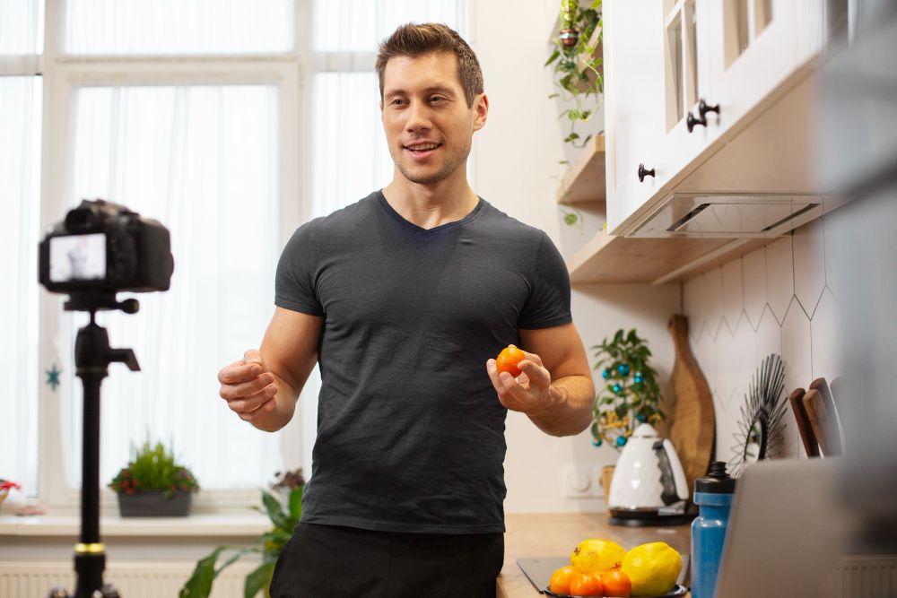 Wajib Tau! Ini Deretan Fitness Influencer Pria yang Harus Kamu Follow di Instagram