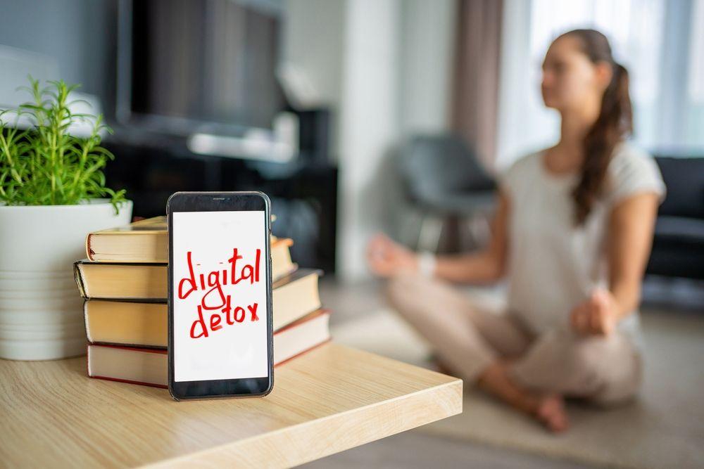 Manfaat Digital Detox untuk Jaga Kesehatan Fisik dan Mental