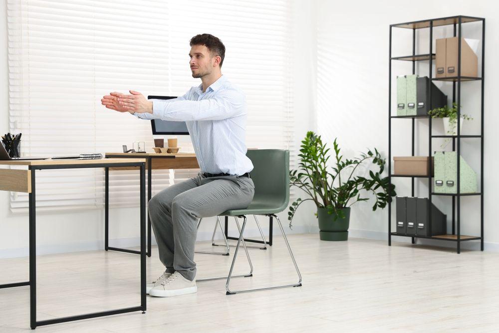 Gerakan Olahraga Deskercise untuk Pekerja Serta Manfaatnya