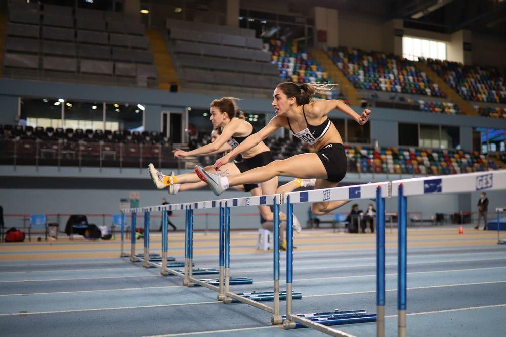 Lari Gawang: Cabang Olahraga Atletik yang Menantang